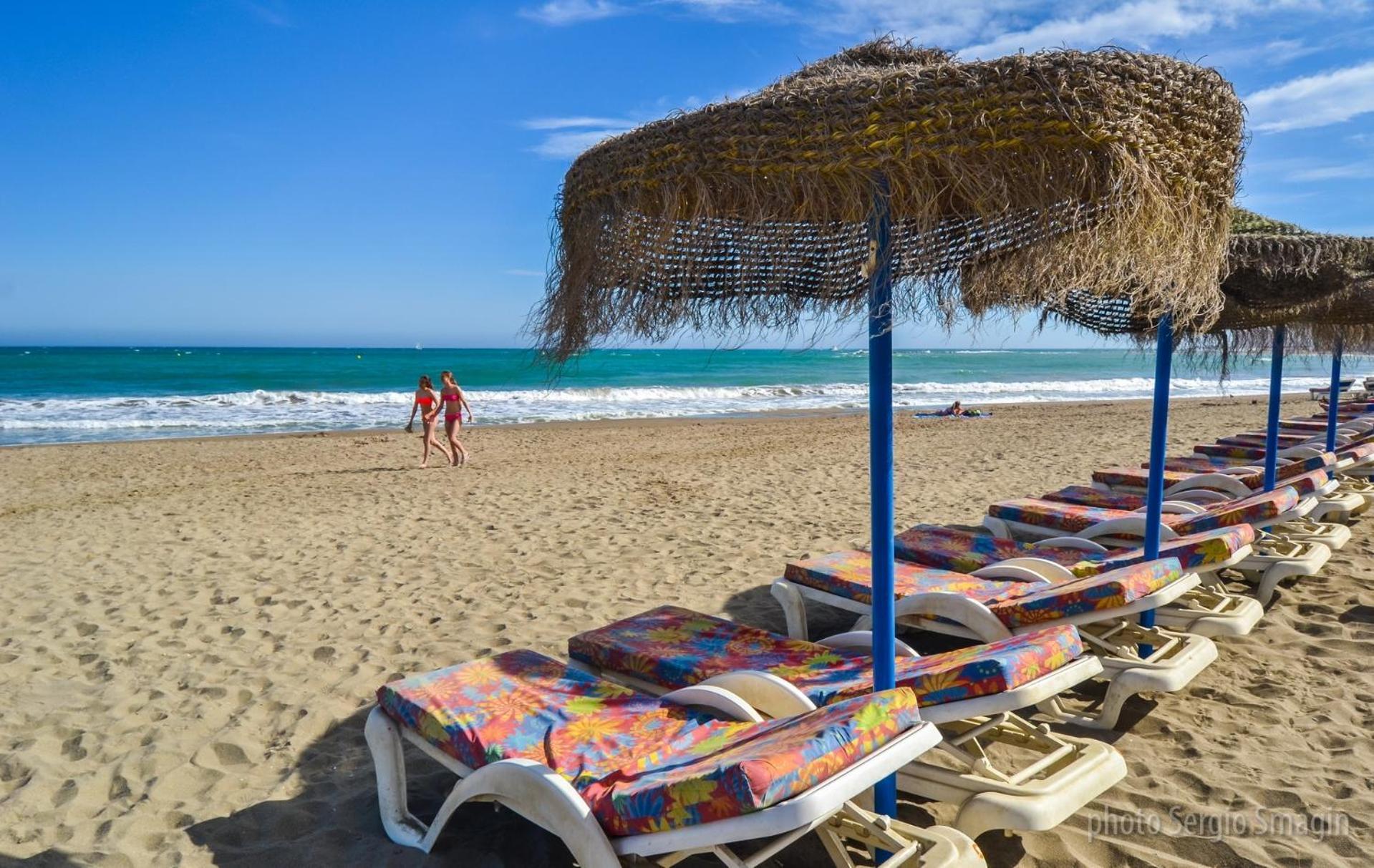 Benalbeach 1010 - Vista Al Mar - Piscina Todo El Ano - Primera Linea De Playa Benalmádena Εξωτερικό φωτογραφία