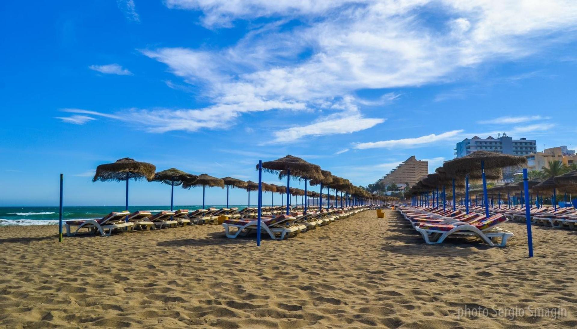 Benalbeach 1010 - Vista Al Mar - Piscina Todo El Ano - Primera Linea De Playa Benalmádena Εξωτερικό φωτογραφία