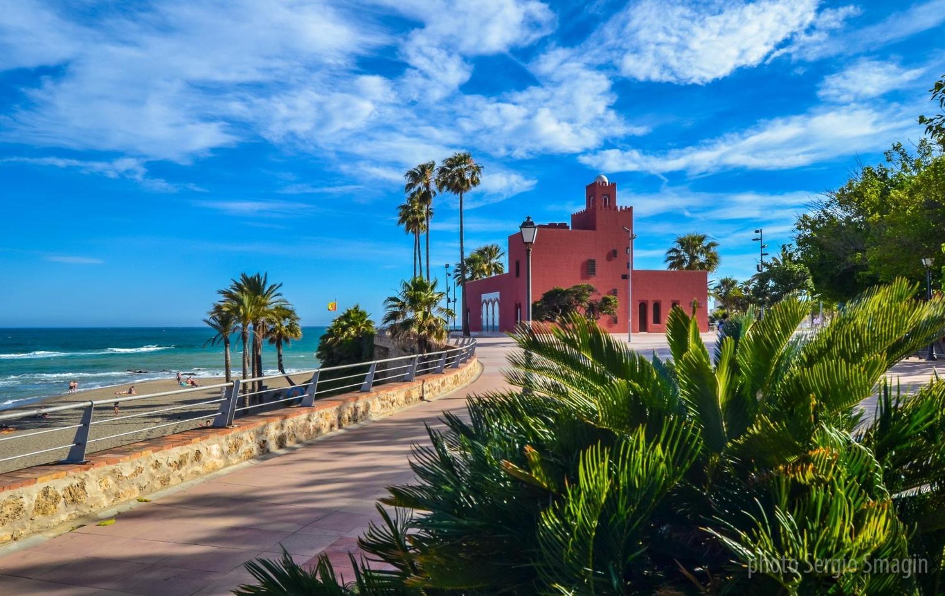 Benalbeach 1010 - Vista Al Mar - Piscina Todo El Ano - Primera Linea De Playa Benalmádena Εξωτερικό φωτογραφία