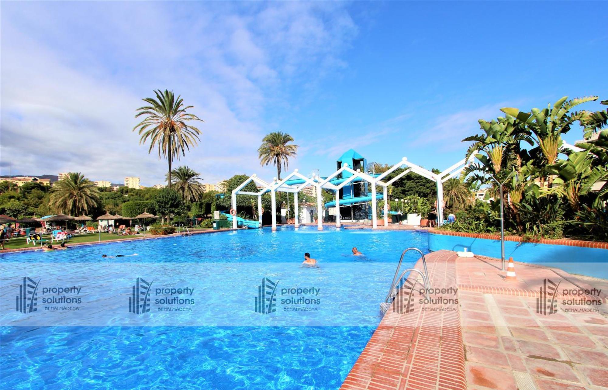Benalbeach 1010 - Vista Al Mar - Piscina Todo El Ano - Primera Linea De Playa Benalmádena Εξωτερικό φωτογραφία