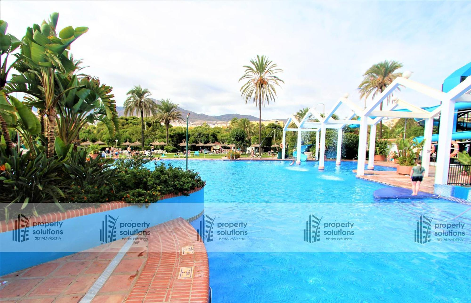 Benalbeach 1010 - Vista Al Mar - Piscina Todo El Ano - Primera Linea De Playa Benalmádena Εξωτερικό φωτογραφία